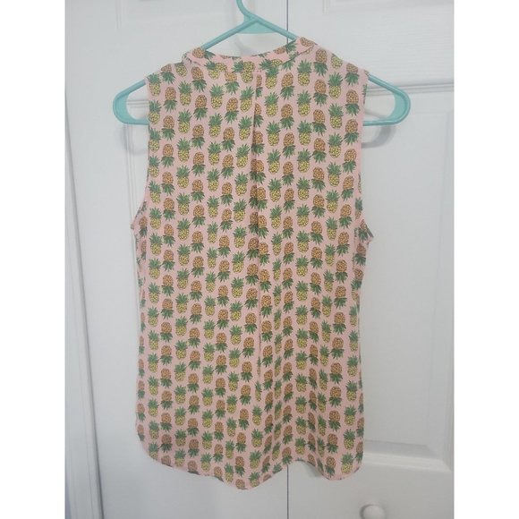 The Limited Pineapple Print Sleveless Blouse - Picture 3 of 6